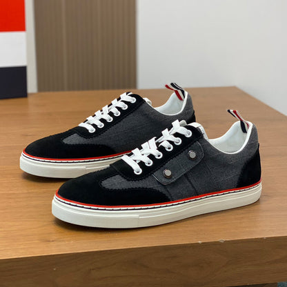 SOLA  2025 Leather sneakers